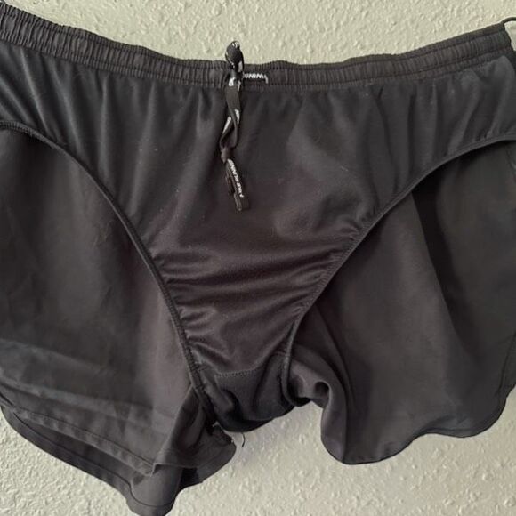 Nike Women’s Dri-FIT Tempo Running Shorts Black Size Medium With Pocket Liner - Picture 10 of 11